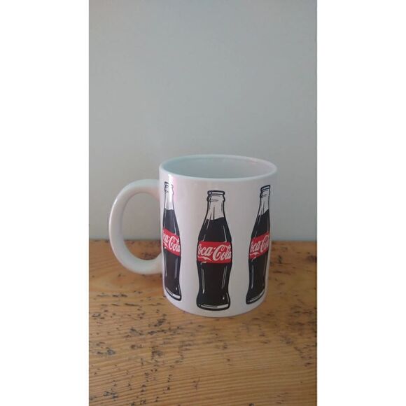 Coca Cola Coffee Mug Tea Collectible - Picture 2 of 4